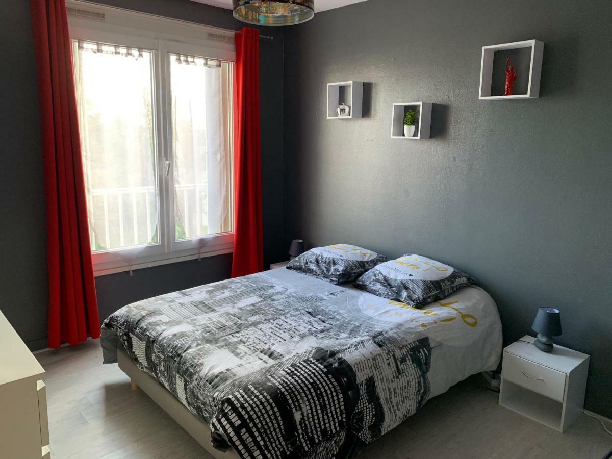 Appartement Le Grand Parc Chateauroux Exterior photo